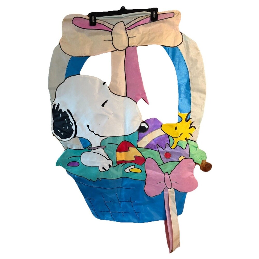 Peanuts Snoopy Easter Basket Woodstock  Flag  Beagle  Easter Eggs 40 x 30